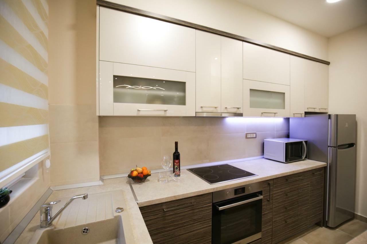 טרביניה Apartman Luna מראה חיצוני תמונה