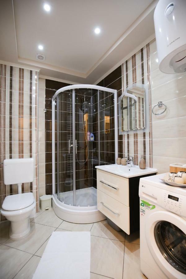 טרביניה Apartman Luna מראה חיצוני תמונה